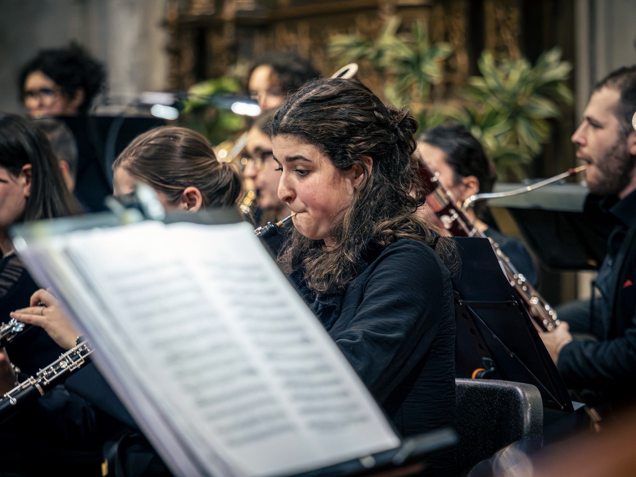 Lara spielt im Orchester Oboe